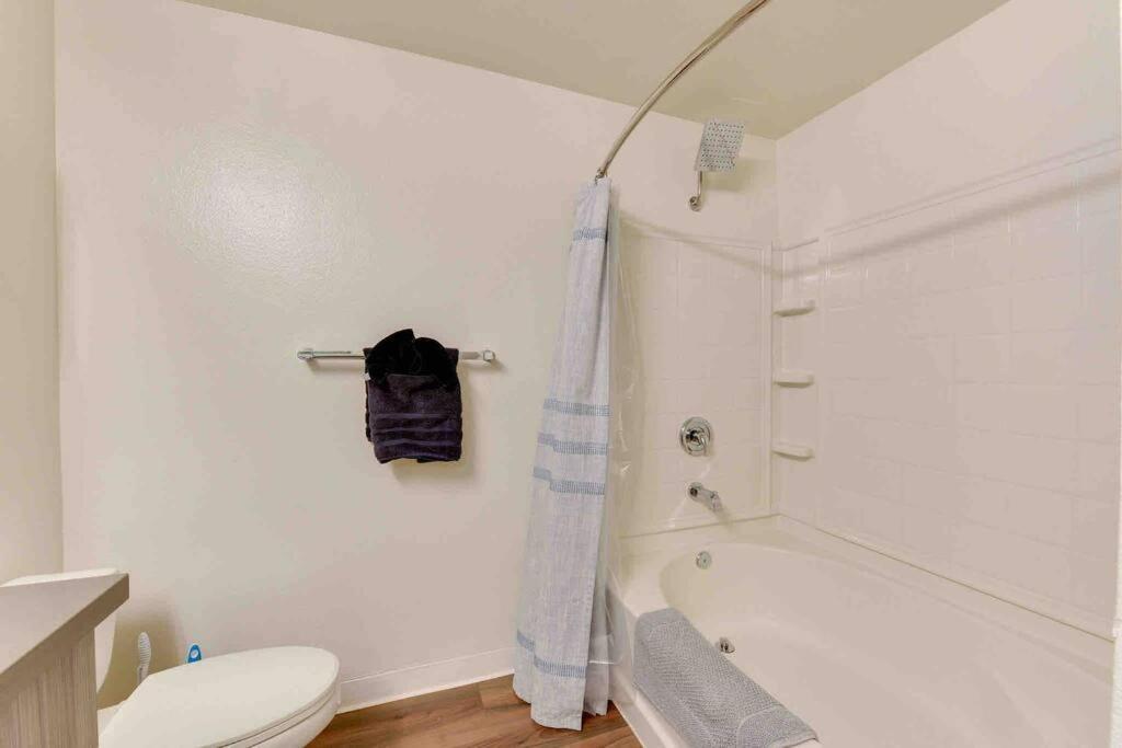 Nautical 2 Bedroom In The Of Heart Marina Del Rey Los Angeles Exterior photo